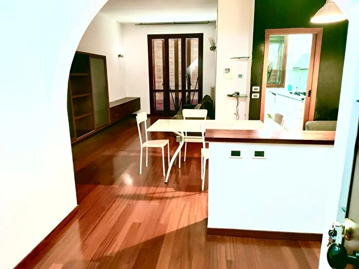 Appartamento con 6 locali in vendita in Cesena