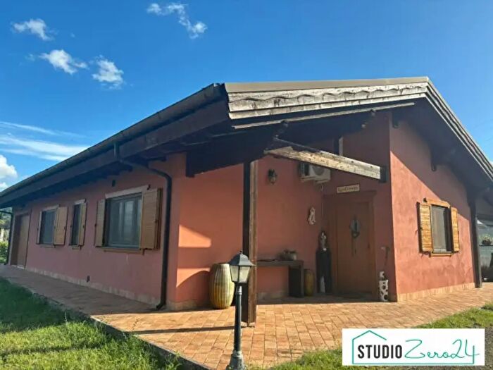 Casa quadrilocale in vendita in San Michele, Orte