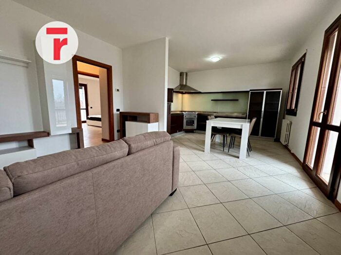 Appartamento trilocale in affitto in via roma, Centro, Arzergrande