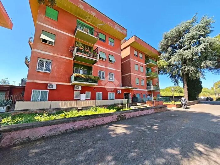 Appartamento monolocale in vendita in Via delle Rondini, Roma