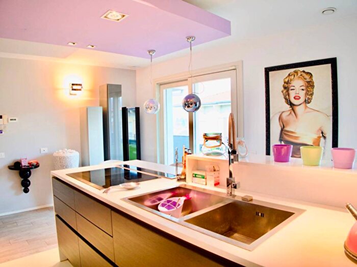 Appartamento trilocale in affitto in Via Daste e Spalenga, Celadina Boccaleone, Bergamo