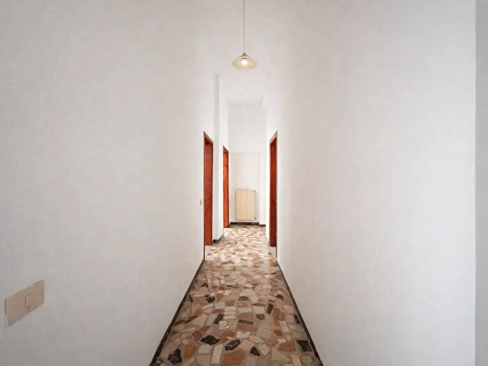 Appartamento con 5 locali in vendita in Pisa