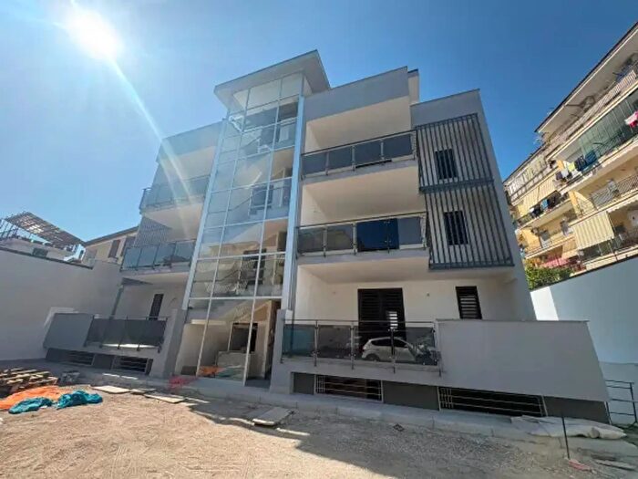 Appartamento in vendita in Via San Giacomo, Casalnuovo Di Napoli