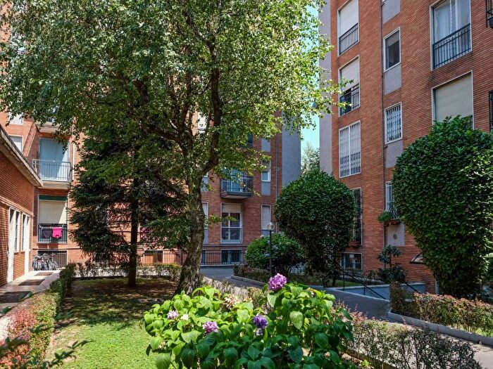 Appartamento monolocale in affitto in Via Trevi, Dergano, Milano