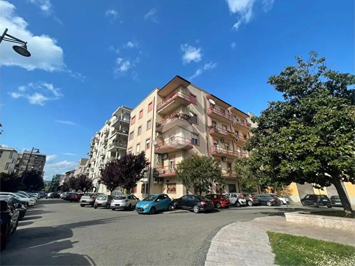 Appartamento quadrilocale in vendita in Via Giovanni Palatucci, Cosenza