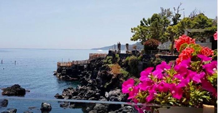 Casa con 5 locali in vendita in Via Pantanello, Acireale