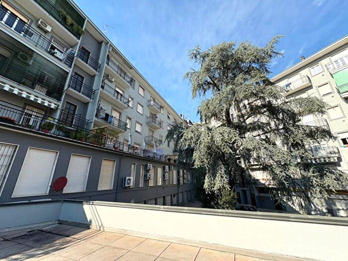 Appartamento bilocale in affitto in Via Monte Rosa, Frati, Legnano