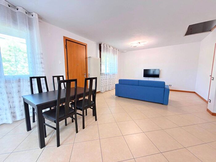 Appartamento trilocale in affitto in Via Pinarella, Tagliata, Cervia