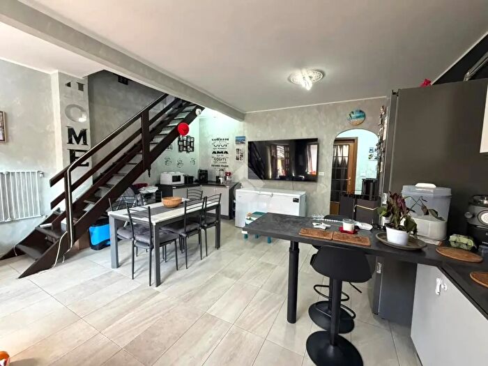 Casa quadrilocale in vendita in Borgata Oli, Cumiana