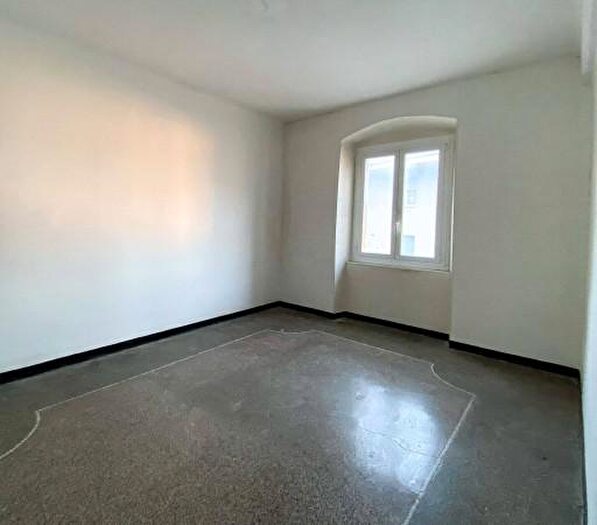 Appartamento con 6 locali in vendita in Via Antonio Burlando b, Genova