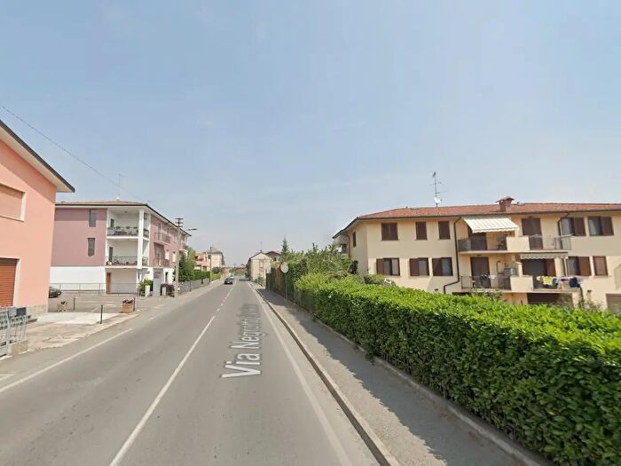 Appartamento bilocale in affitto in Via Negrotto Cambiaso, Voghera