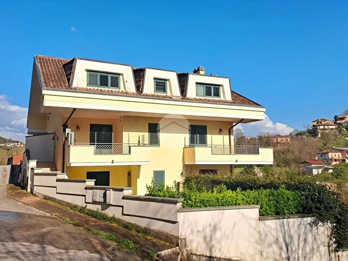 Appartamento quadrilocale in vendita in Via San Liberatore, Frosinone