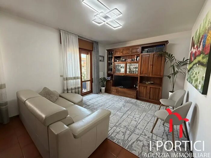 Appartamento quadrilocale in vendita in Via Lombardia, Venezia