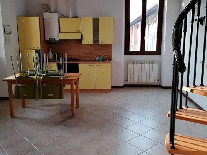 Appartamento bilocale in affitto in Centro, Correzzana