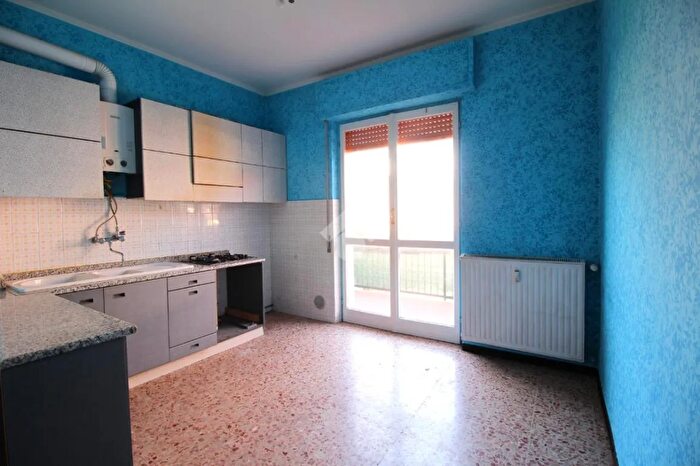 Appartamento bilocale in vendita in Piazza Cioja, Missaglia