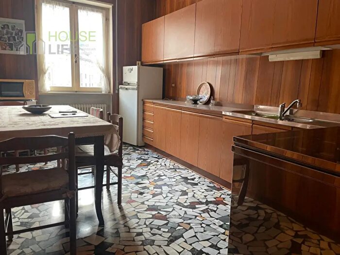 Appartamento trilocale in vendita in Piazza Dolomiti, Recoaro Terme