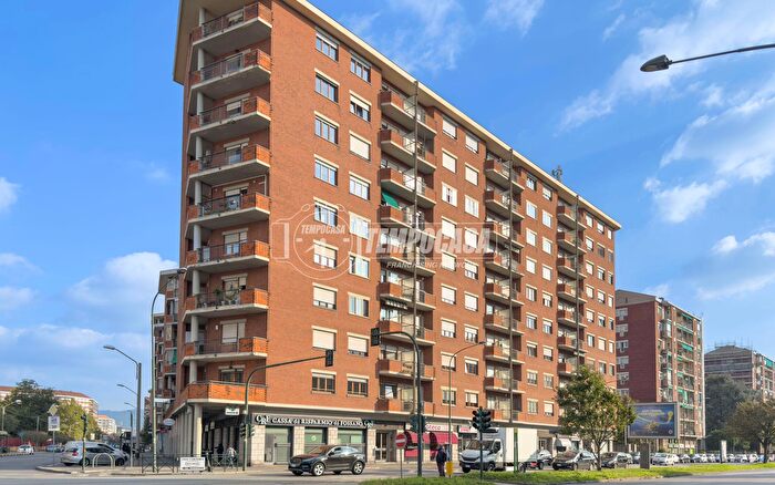 Appartamento trilocale in vendita in Via Guido Reni, Torino