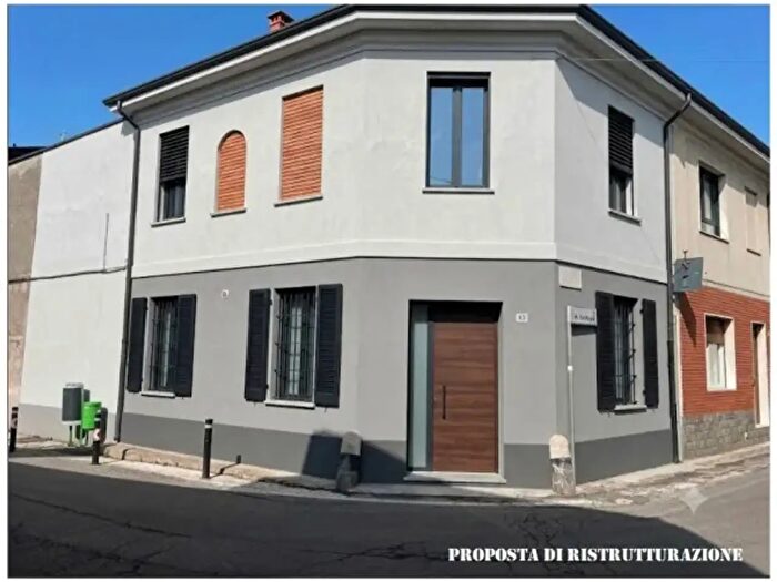 Casa quadrilocale in vendita in Linarolo