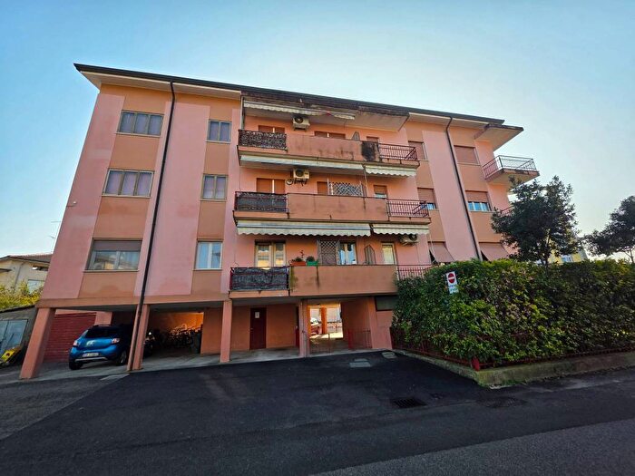 Appartamento quadrilocale in affitto in Via Giambellino, Borgomeduna, Pordenone