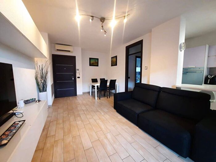 Appartamento trilocale in affitto in Via Antonio Cugini, Buco del Signore Acque Chiare, Reggio Emilia