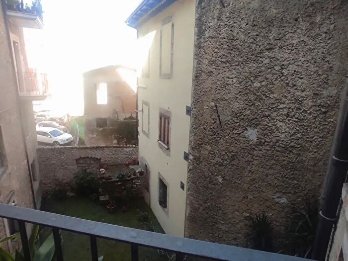 Appartamento quadrilocale in vendita in Via Corradi, Isola Del Liri