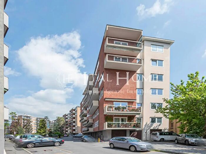 Appartamento bilocale in vendita in Via Alberico da Rosciate, Bergamo