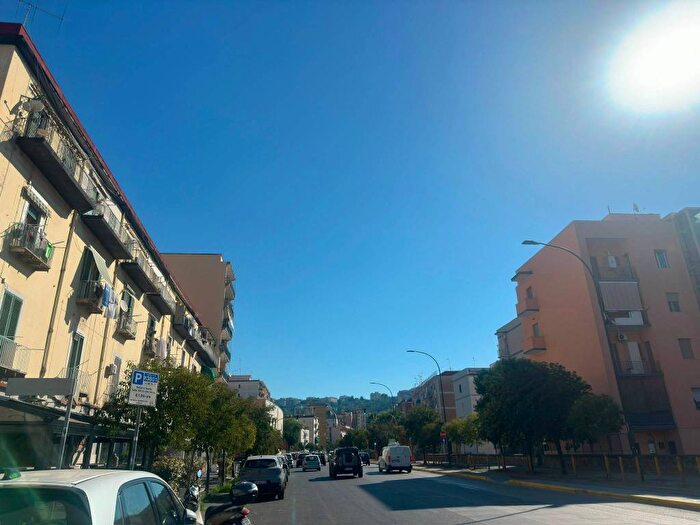 Casa monolocale in affitto in Traversa Giulio Cesare, Fuorigrotta, Napoli