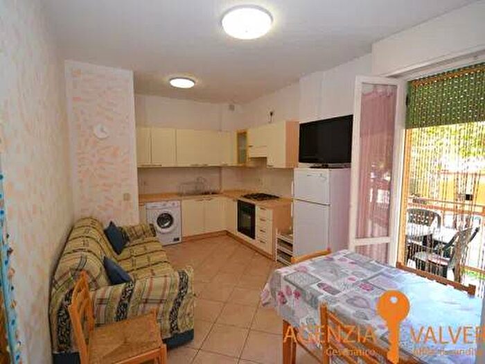 Appartamento bilocale in affitto in Viale Segantini, Valverde, Cesenatico