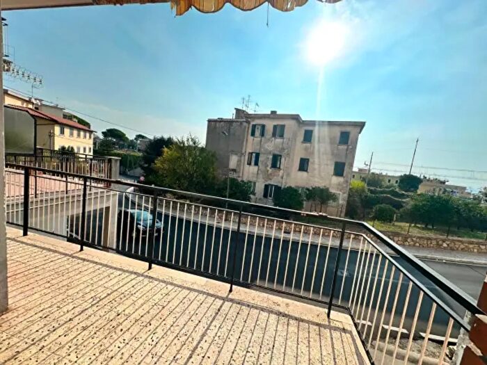 Appartamento trilocale in vendita in Via Pasquale Testa, Formia