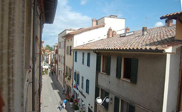 Appartamento bilocale in affitto in Via Vittorio Emanuele, Centro, Castiglione del Lago