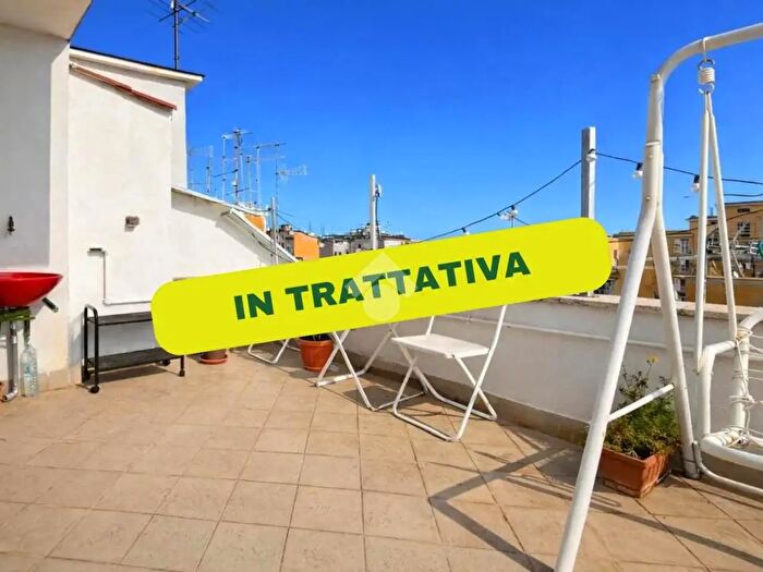 Appartamento bilocale in vendita in Via Collazia, Roma