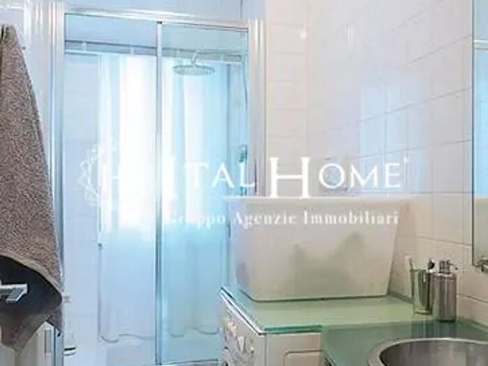 Appartamento bilocale in vendita in Via Filippo Tajani, Milano