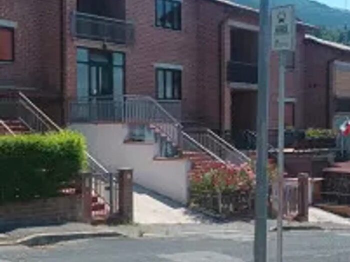 Casa quadrilocale in vendita in Via Ada Negri, Assisi