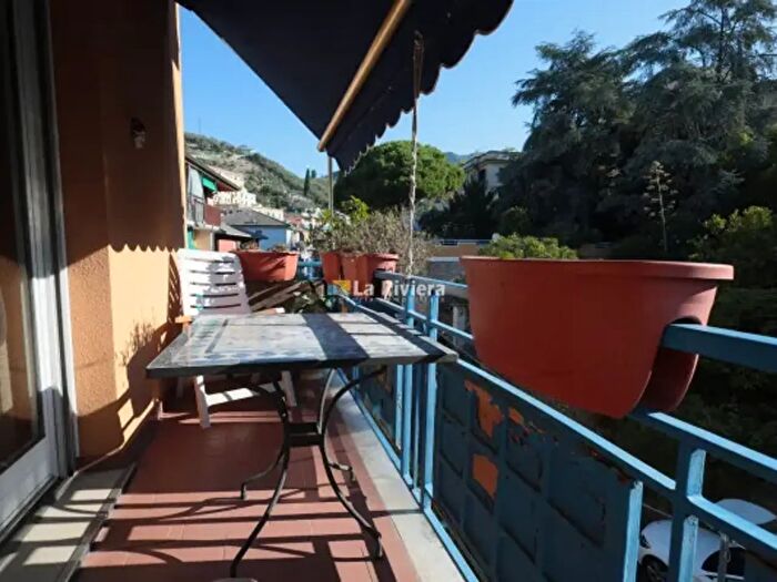 Appartamento trilocale in vendita in Via Aurelia Levante, Rapallo