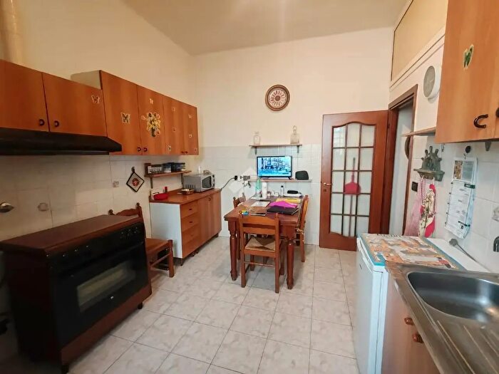 Appartamento quadrilocale in vendita in Via del Campasso, Genova