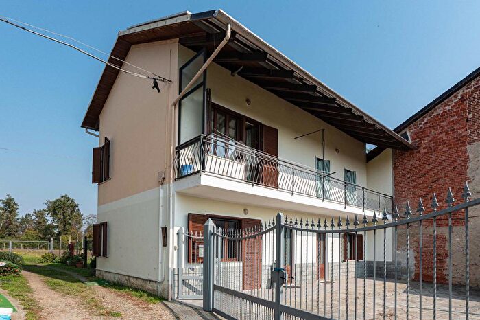 Casa trilocale in vendita in Via Tommaso Ferreri, Barbania