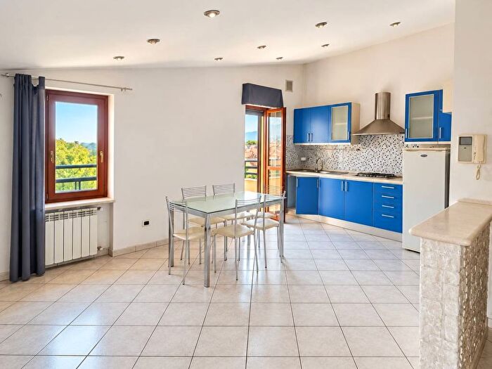 Casa trilocale in affitto in Via Piè le Pogge, Centro, Avezzano