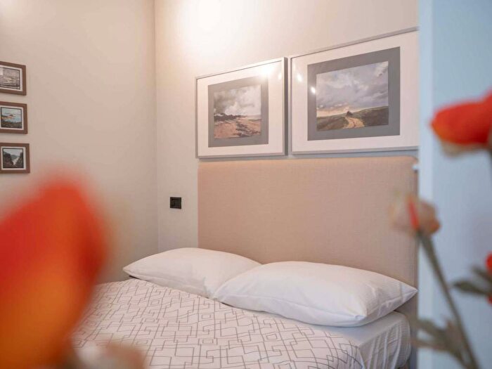 Appartamento bilocale in affitto in Piazzale Marengo, Lanza, Milano