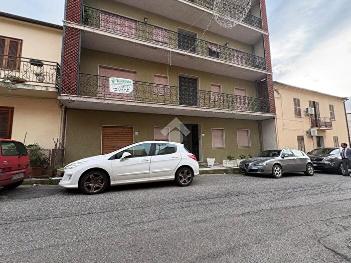 Appartamento con 5 locali in vendita in Corso della Libertà, Castiglione Cosentino