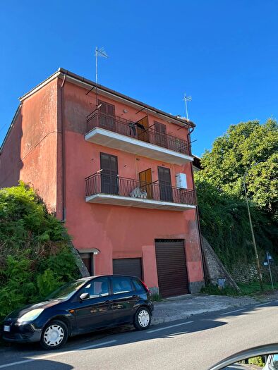 Appartamento con 5 locali in affitto in Vai dei Castelli Romani, Rocca Priora