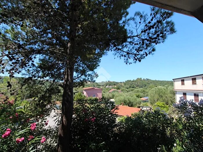 Appartamento quadrilocale in vendita in Via Isca, Centola