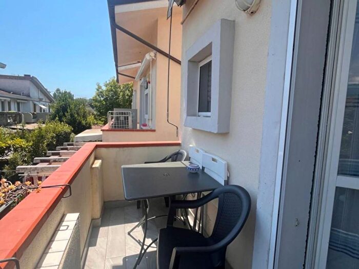 Appartamento bilocale in affitto in Viale Marina, Ronchi Poveromo, Massa