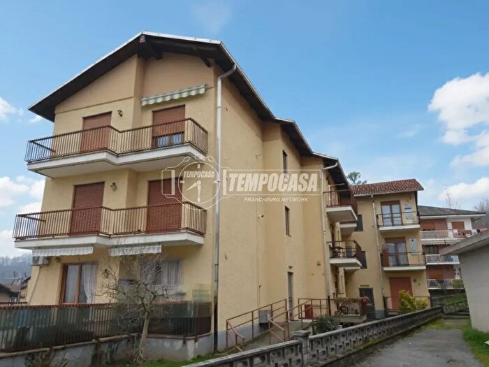 Appartamento quadrilocale in vendita in Strada del Cimitero, Rocca Canavese