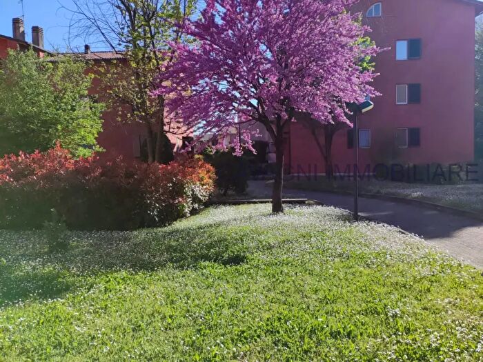 Appartamento quadrilocale in vendita in Via Piave, Rescaldina