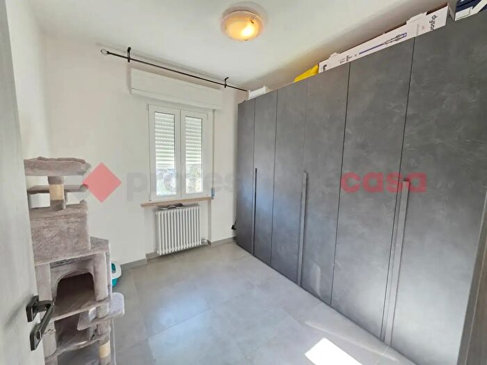 Casa trilocale in vendita in Via Giuseppe Garibaldi, Casaleone