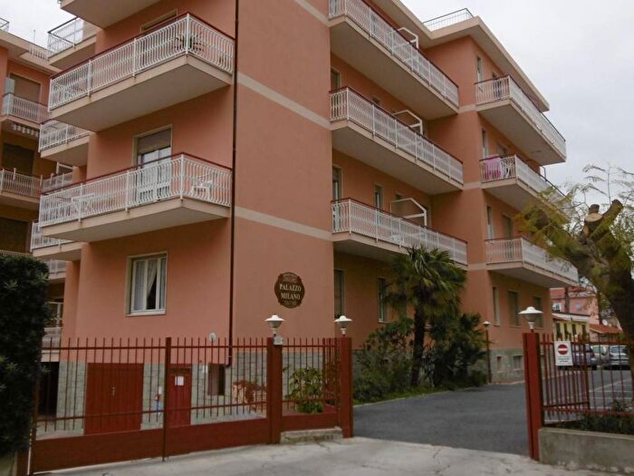 Appartamento bilocale in affitto in Centro, Diano Marina