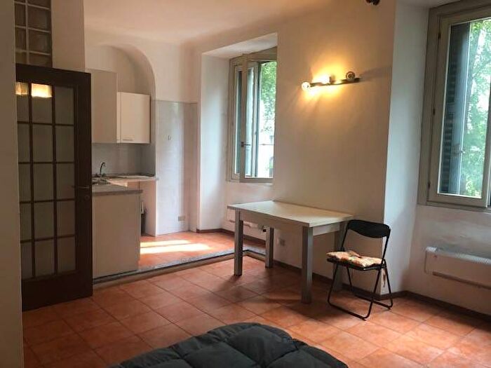 Appartamento monolocale in affitto in Piazza Cinque Giornate, Montenero, Milano