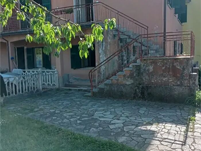 Casa con 5 locali in vendita in Santo Stefano Di Magra