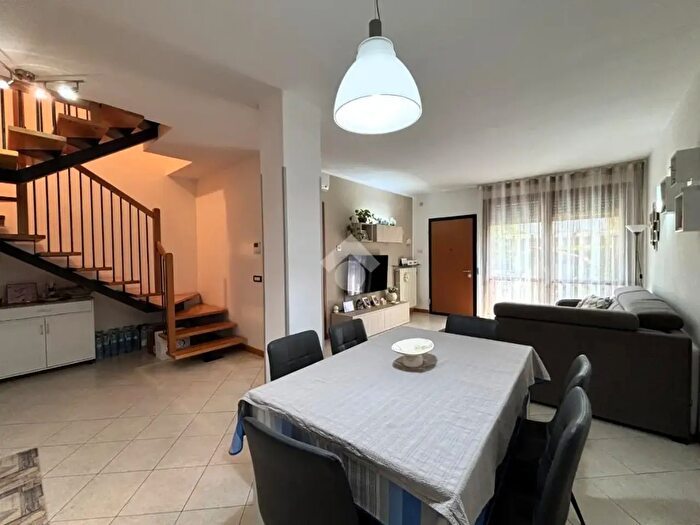 Appartamento trilocale in vendita in Via Giuseppe Garibaldi, Cadoneghe