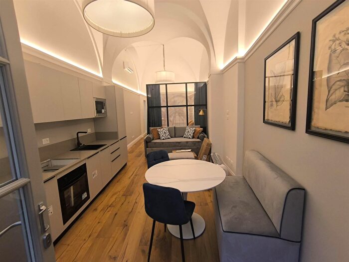 Appartamento bilocale in vendita in Firenze